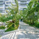 Hostpal Armandos Le Club Playa Privada
